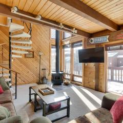 Pet-Friendly La Veta Condo with Mountain Views!