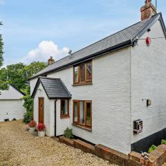 4 Bed in Sway NFL94