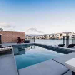 TL101 Lakefront with pool and stunning views
