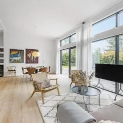 New retreat! Tucked away in peaceful surroundings