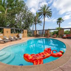 Tropical, Private, Heated pool, Petting zoo!