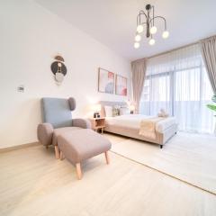 Beautiful Studio at Azizi Riviera 17, Al Merkadh by Deluxe Holiday Homes