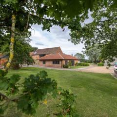 The Granary - Wood Farm Barn. Luxury Barn with wonderful countryside views