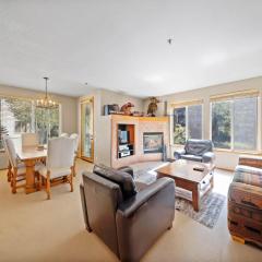 Palisades Tahoe Lodge Rentals Two Bedroom #512