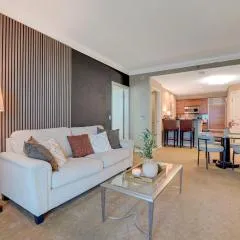MGM Finest 1BD 2BTH with Balcony Free access to Lazy River Pool