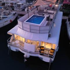 Unique in Barcelona ! Catamaran with a private swimming pool