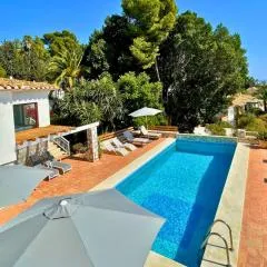 Modern private Suite at fantastic villa near Fuengirola