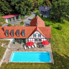 Amazing Home In Eiterfeld With Wifi