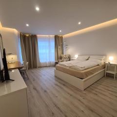 Soleil Rooms - Pure Living in the City Center