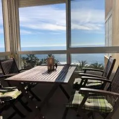 Estudio MAR EN CALMA, Primera Línea de Playa con Vistas al Mar