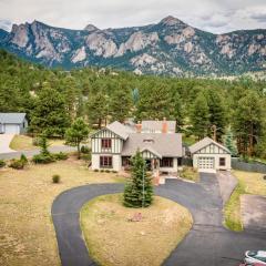 Bond Manor Vacation Home by Estes Park Homes home