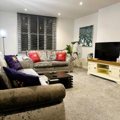 Hudson Apartment - 2 bedroom, Oakham Centre by Belmont Places