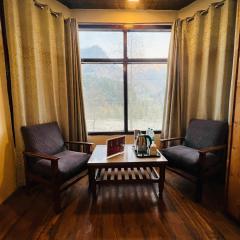 White Rose Hotel By #Link Way