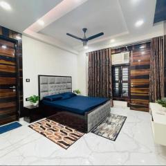 Aquila Home 3BHK South Delhi near Ashram Metro