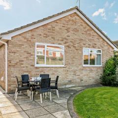 3 Bed in Mudeford 93459