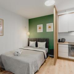 Central Warsaw Apartment - Great Location-Cozy Studio with Balcony - Towarowa