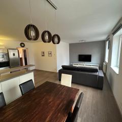 City Center apartment FREE PRIVATE PARKING