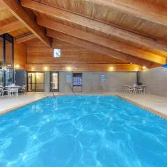 AmericInn by Wyndham Mankato Event Center near MSU
