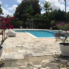 Sítio em Aldeia com piscina e vista para o vale