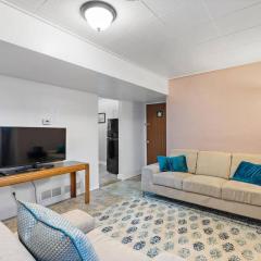 Cozy Holiday Hideaway King Bed Free Parking