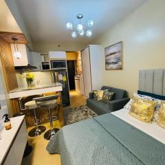 Cozy Room in Davao by CA Suites