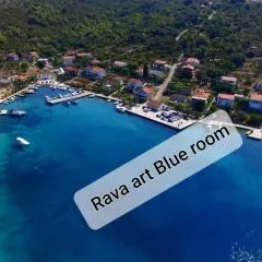 Rava Art Amphora studio and room