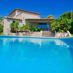 Mas Carpe Diem Contemporain classée 3 étoiles -Piscine-A 400 m de la mer