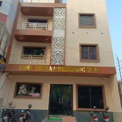 Shri Girraj Residency