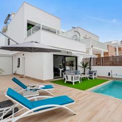 Premium Villa Mia heated pool