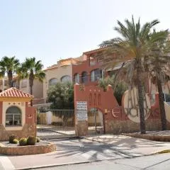 Alta Entinas Almerimar .Modern apartment close to beach, beautiful pool.