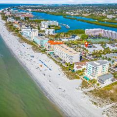 Gulf Coast Gem Private Condo - 2bed, 1bath, Sleeps 6, Across the Street From Beach & Gulf, Game Room, Pool