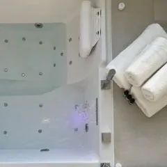 Suite « BODY LOVE » - Jacuzzi privatif
