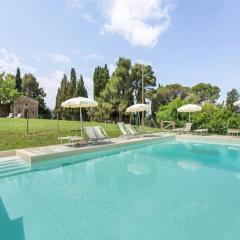 Pet-friendly Holiday Home in Volterra with Swimming Pool