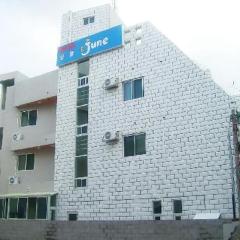 Jun Motel