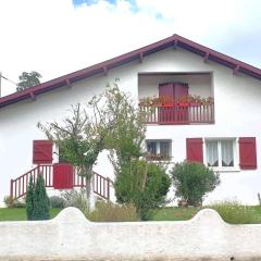 Villa Briscous, 5 pièces, 8 personnes - FR-1-3-603