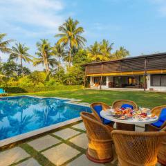 The Courtyard by StayVista - Private pool villa with Rustic Charm, Vibrant courtyard, Spacious verandah & Garden