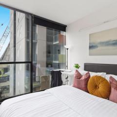 A Modern 2BR Apt Right Next to Melbourne Central
