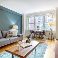 Smart Midtown E Studio w Doorman Gym NYC-203