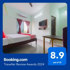 OYO Flagship 81152 Hotel Raz Stays