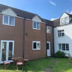 1 Bedroom annex, private bathroom, peaceful area