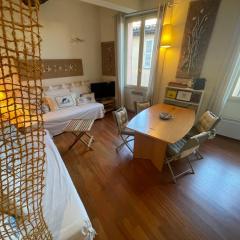 Le Suquet Style IV by Connexion