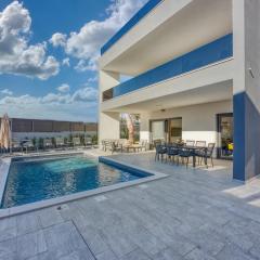 Villa Venus with pool and wellness