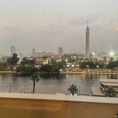 2 Bed Vintage Apt River Nile View