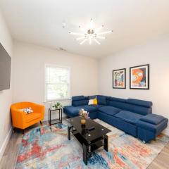 Modern 1BR with King Bed and Optional Parking Near Broadway and The Gulch