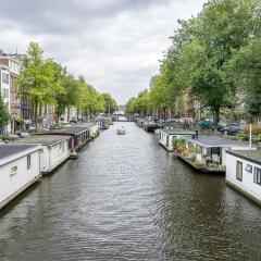 Houseboat Orpheus