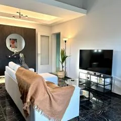 Anna's Guesthouse - Lagonisi Beach