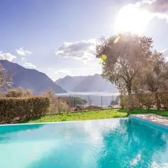Ossuccio Sanny-Grande B sleeps 8 with POOL by Italian Apartments