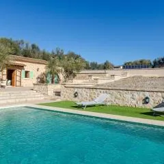 YourHouse Son Tey Villa