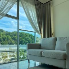 Comfy 2 Bedder Retreat Homestay near Taiping Lake Garden with Netflix