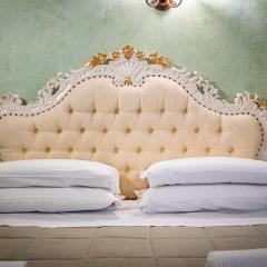 Katti House - Florence's center